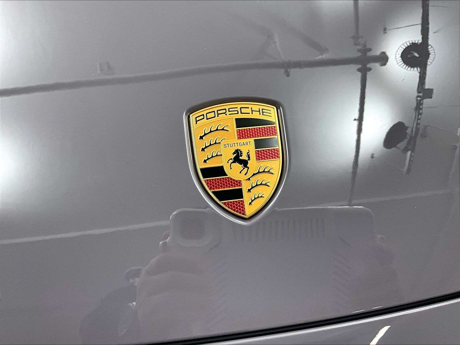 2025 Porsche Macan Electric 4 thumb 30