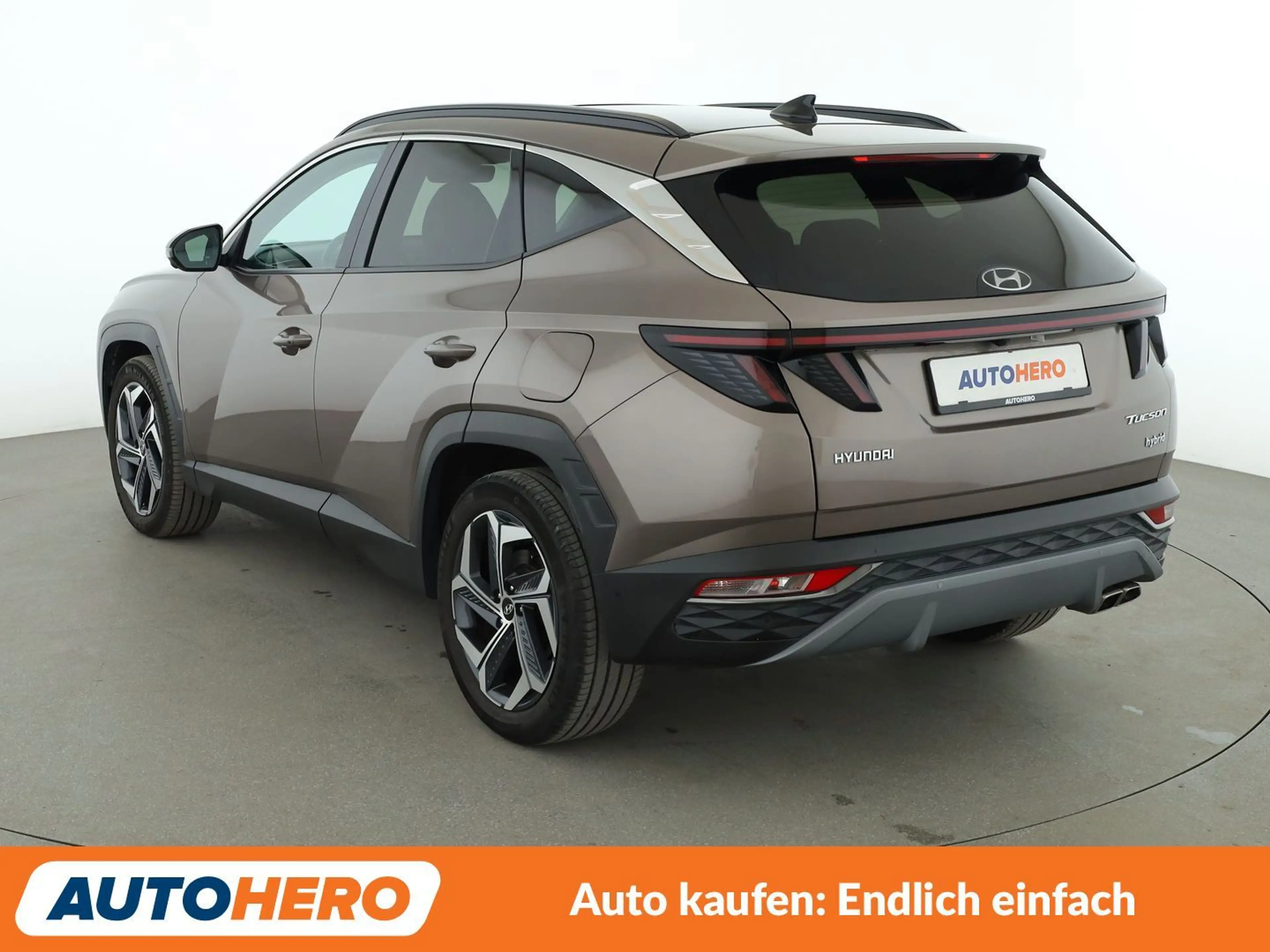 Hyundai TUCSON 1.6 T-GDI Hybrid Trend 2WD Aut*NAVI*LED*ACC*CAM* — photo 4