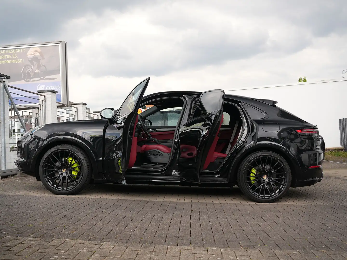porsche cayenne coupe