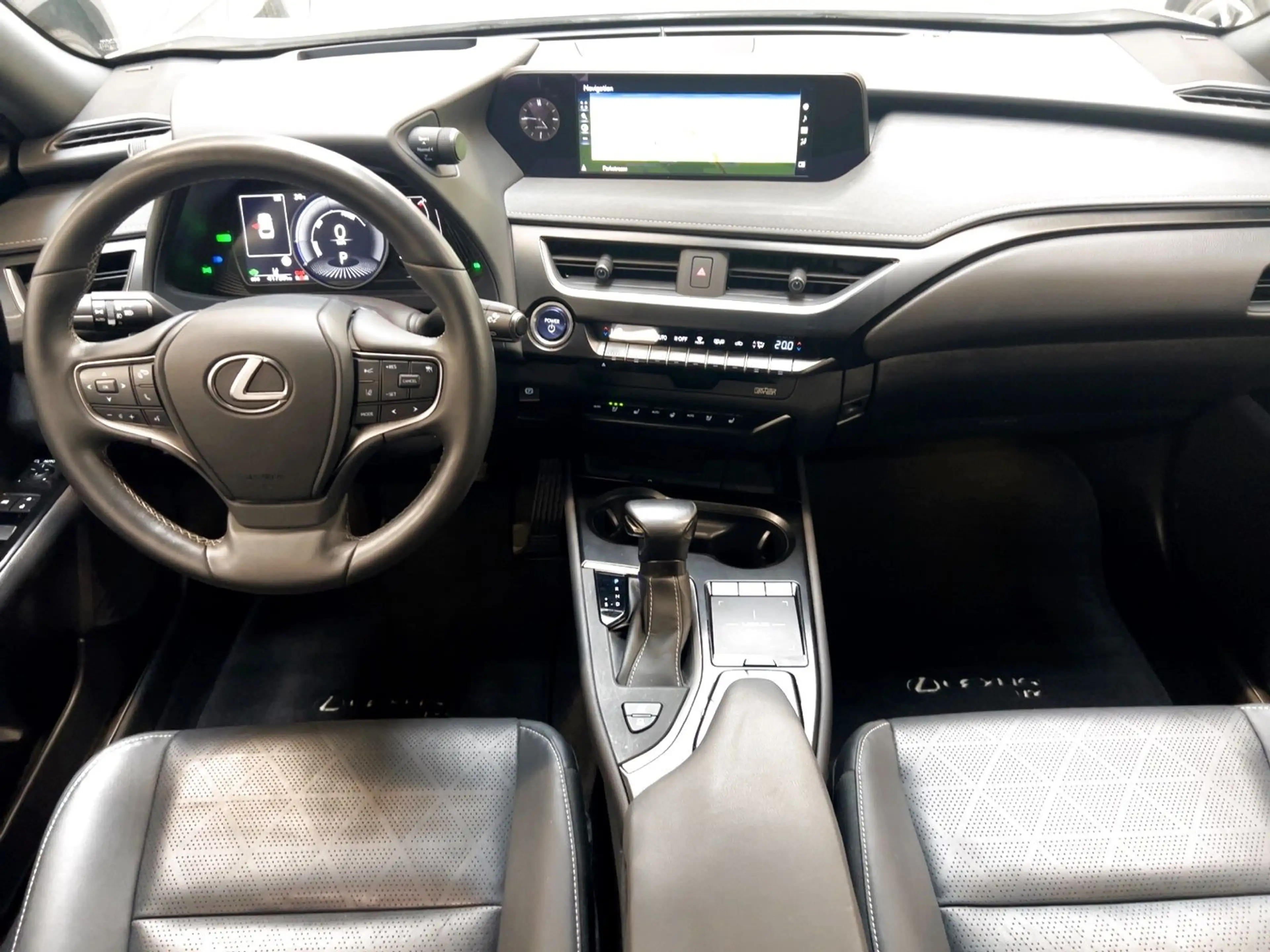 Lexus UX 250h Luxury Line|360°|Schiebedach — photo 11