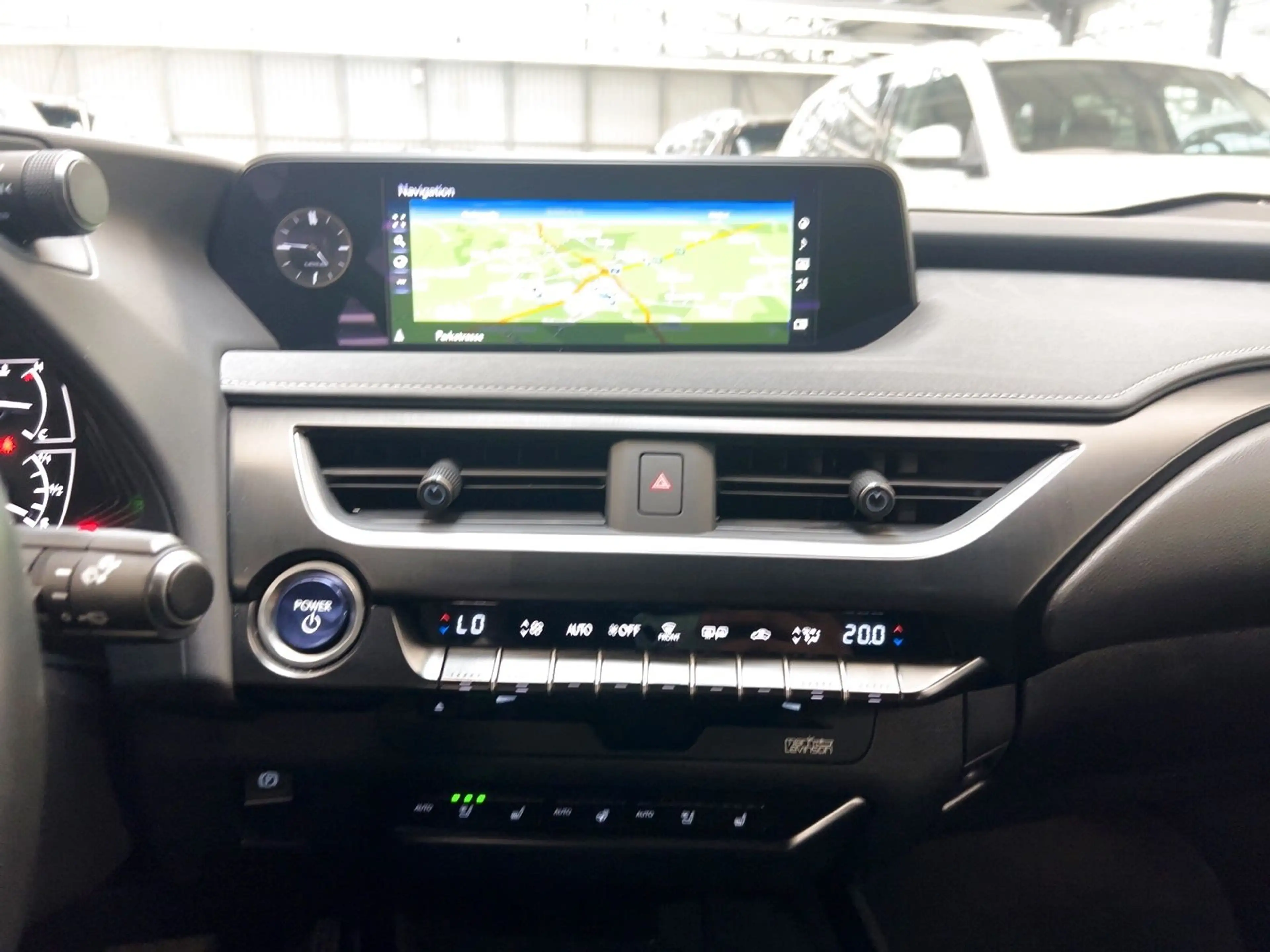 Lexus UX 250h Luxury Line|360°|Schiebedach — photo 12