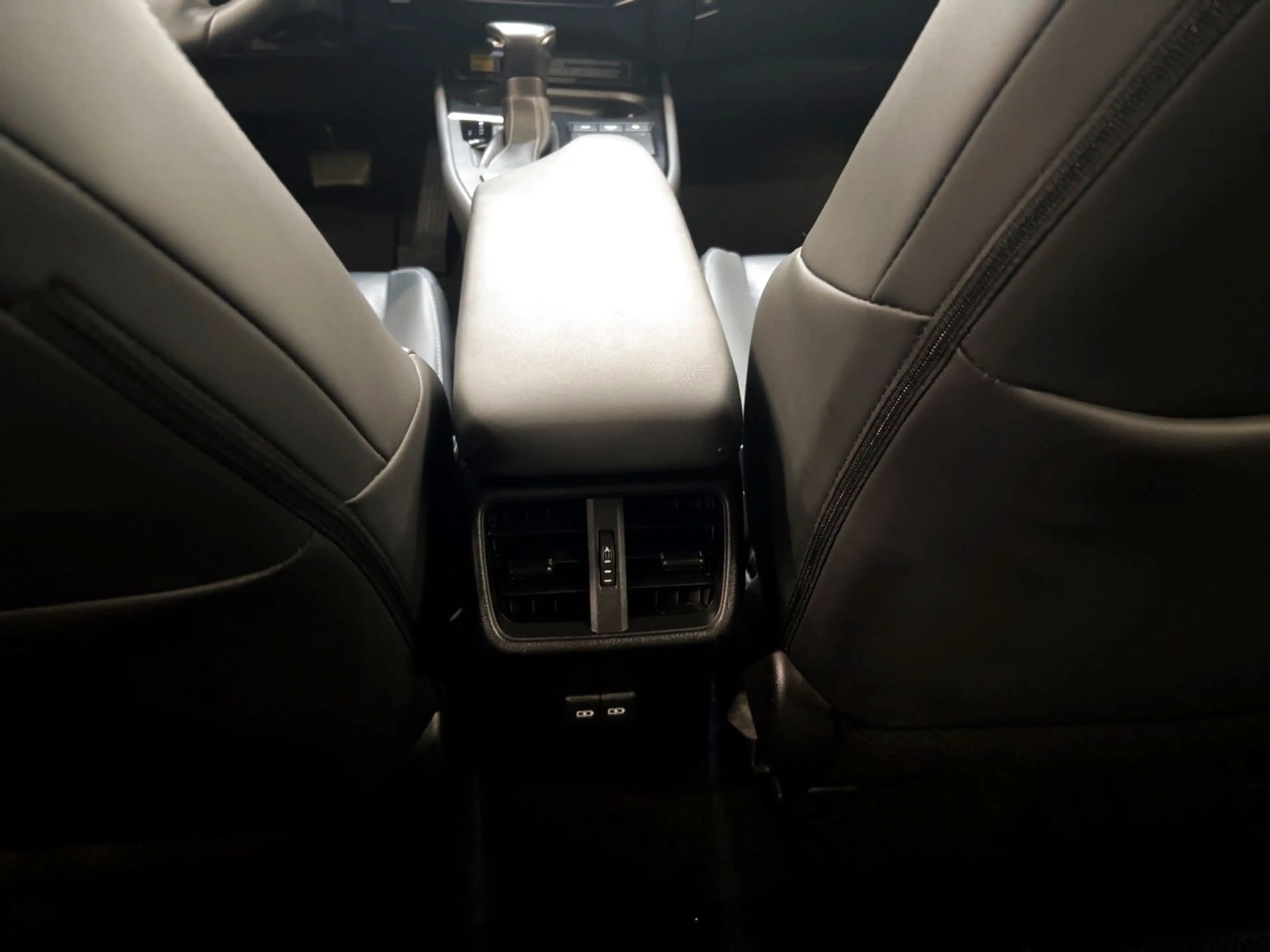 Lexus UX 250h Luxury Line|360°|Schiebedach — photo 14
