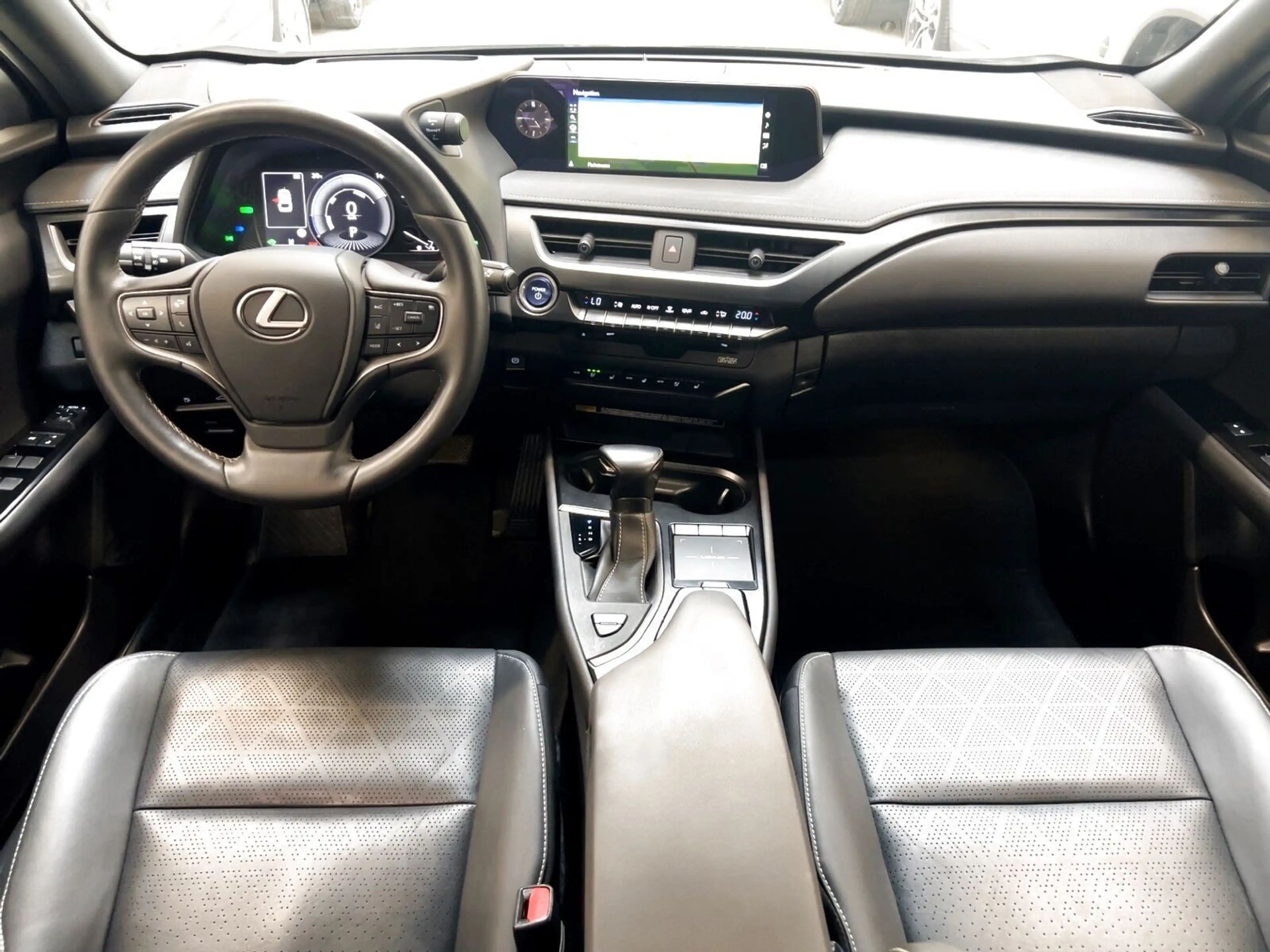 Lexus UX 250h Luxury Line|360°|Schiebedach — photo 9