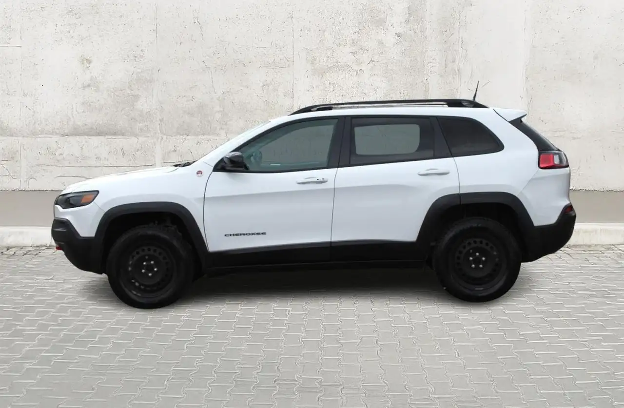 Jeep Cherokee снимка Jeep Cherokee