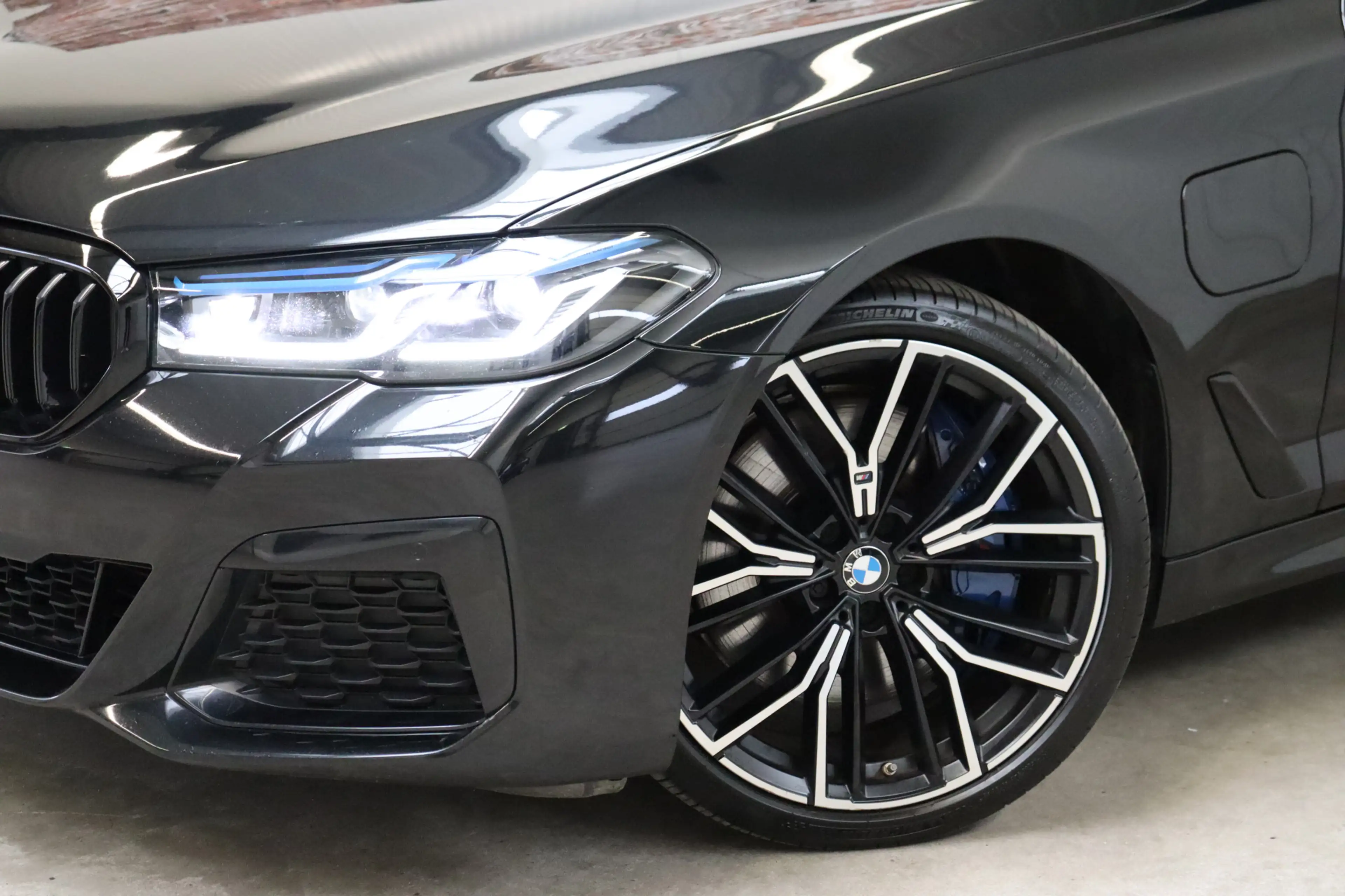 BMW 545 5 Serie 545e xDrive High Executive M Sport Pakket — photo 11