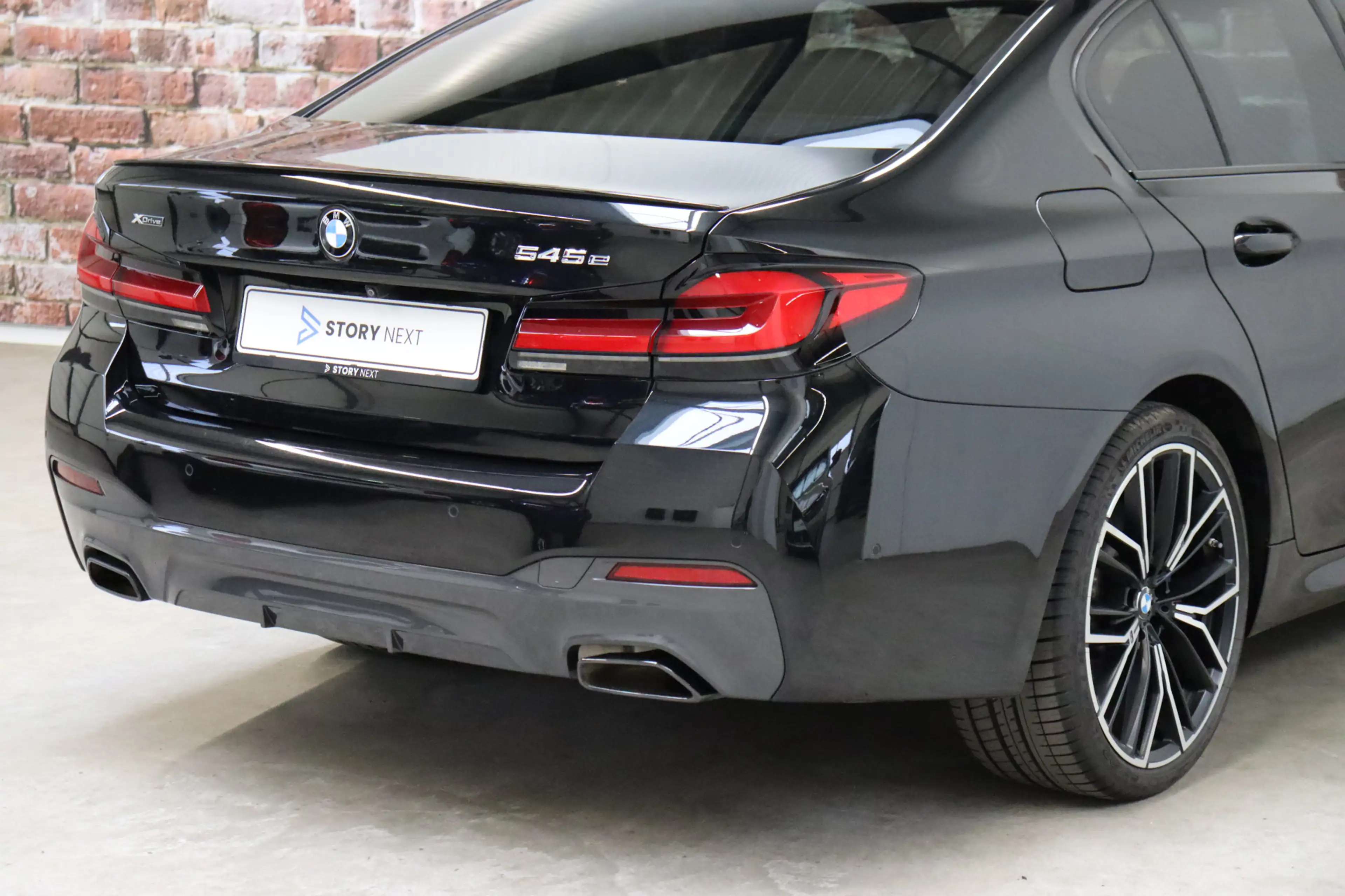 BMW 545 5 Serie 545e xDrive High Executive M Sport Pakket — photo 5