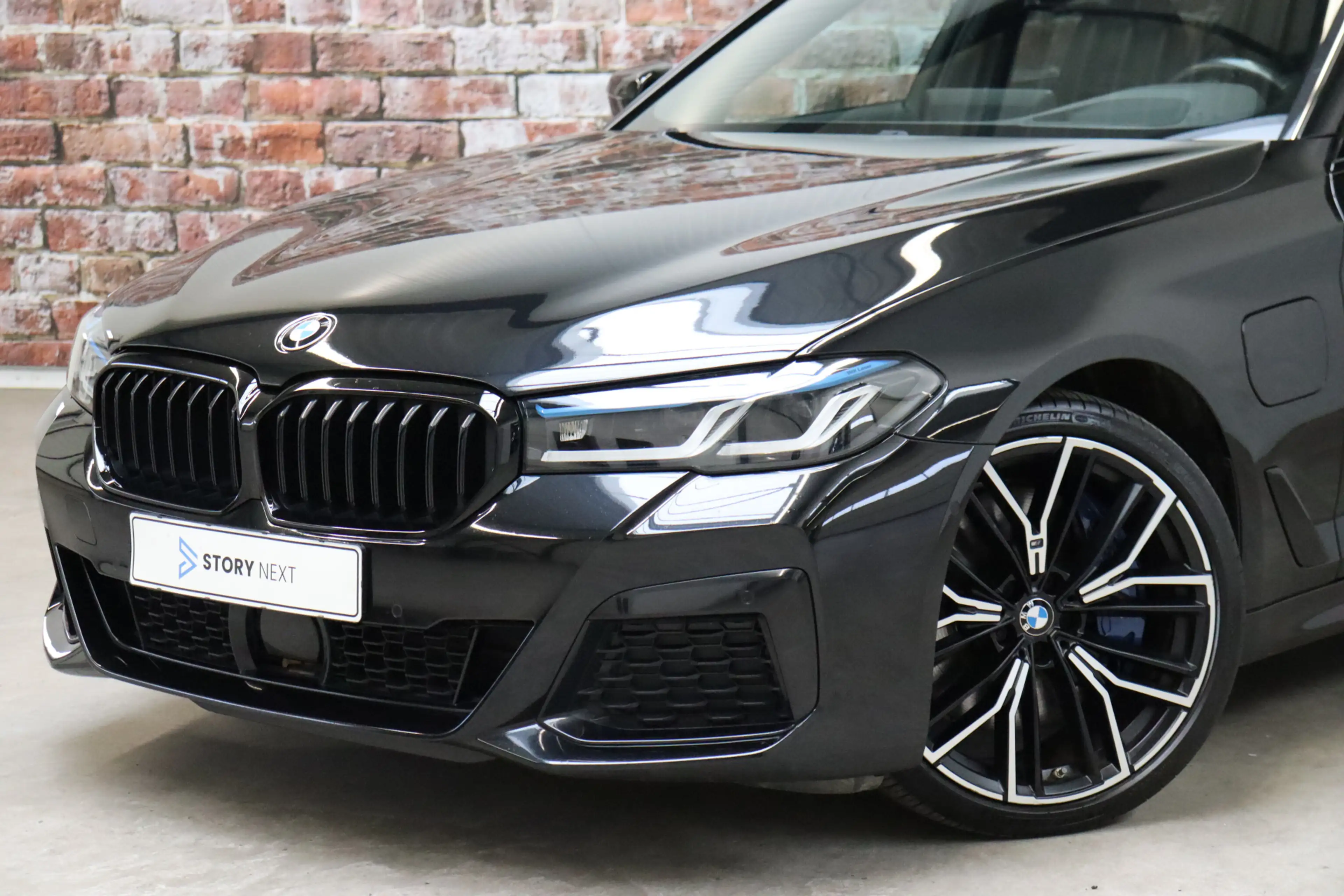 BMW 545 5 Serie 545e xDrive High Executive M Sport Pakket — photo 2