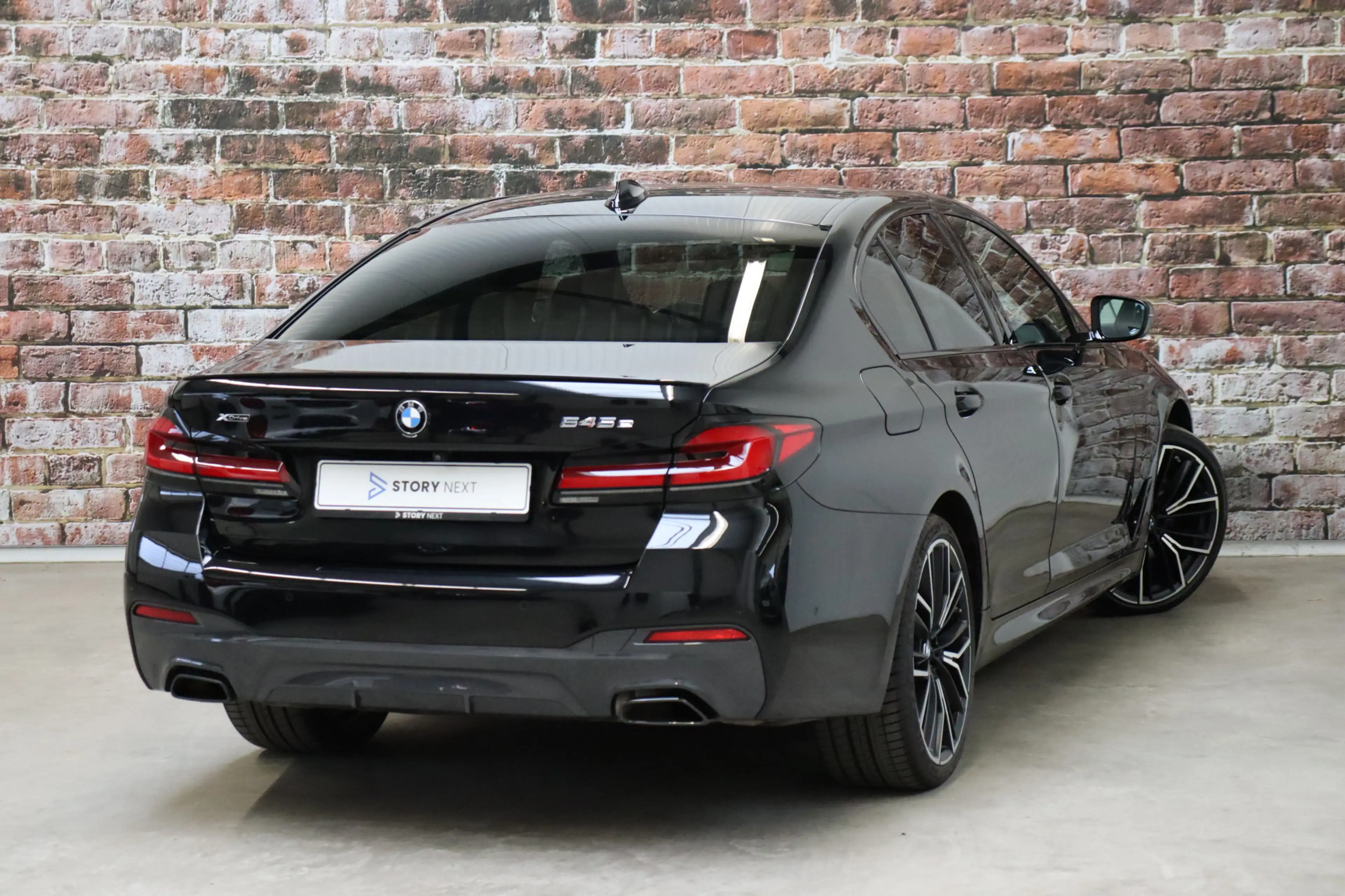 BMW 545 5 Serie 545e xDrive High Executive M Sport Pakket — photo 4