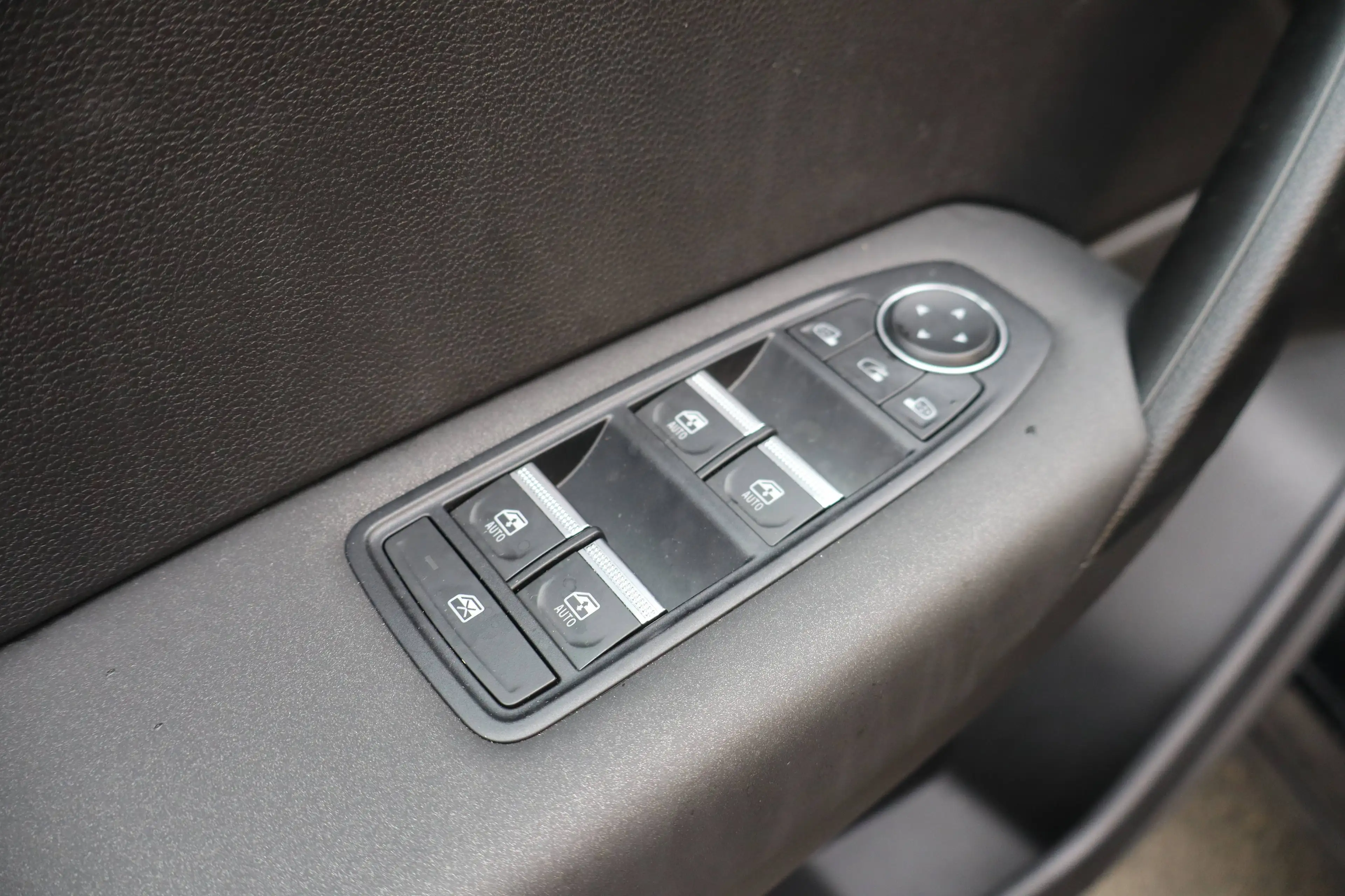 Renault Symbioz Hybride - 2025 - 17.377 km - 17.800 euro +btw — photo 10