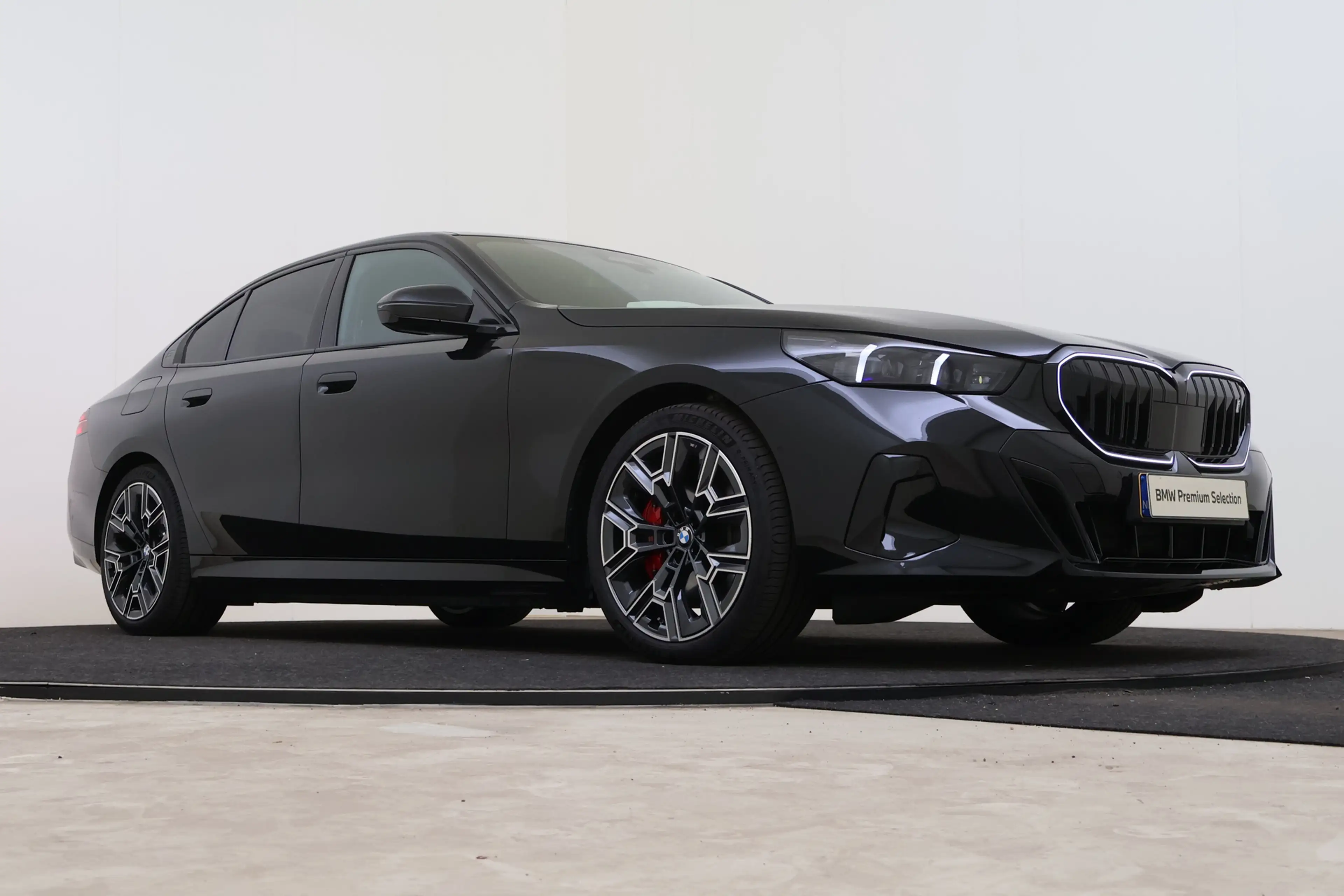 BMW i5 eDrive40 M Sport / Stoelverwarming / Achteruitrijc — photo 10