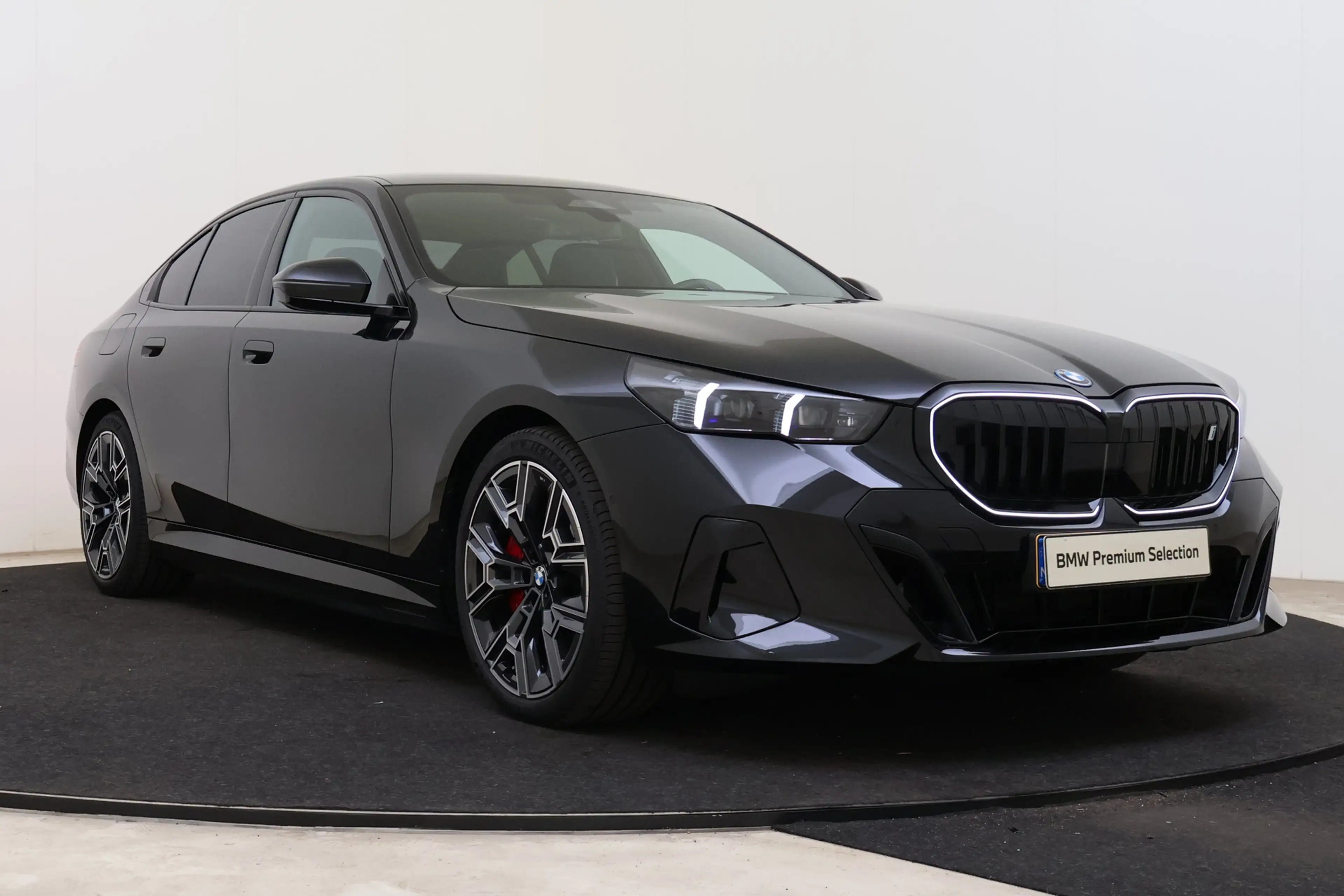 BMW i5 eDrive40 M Sport / Stoelverwarming / Achteruitrijc — photo 13