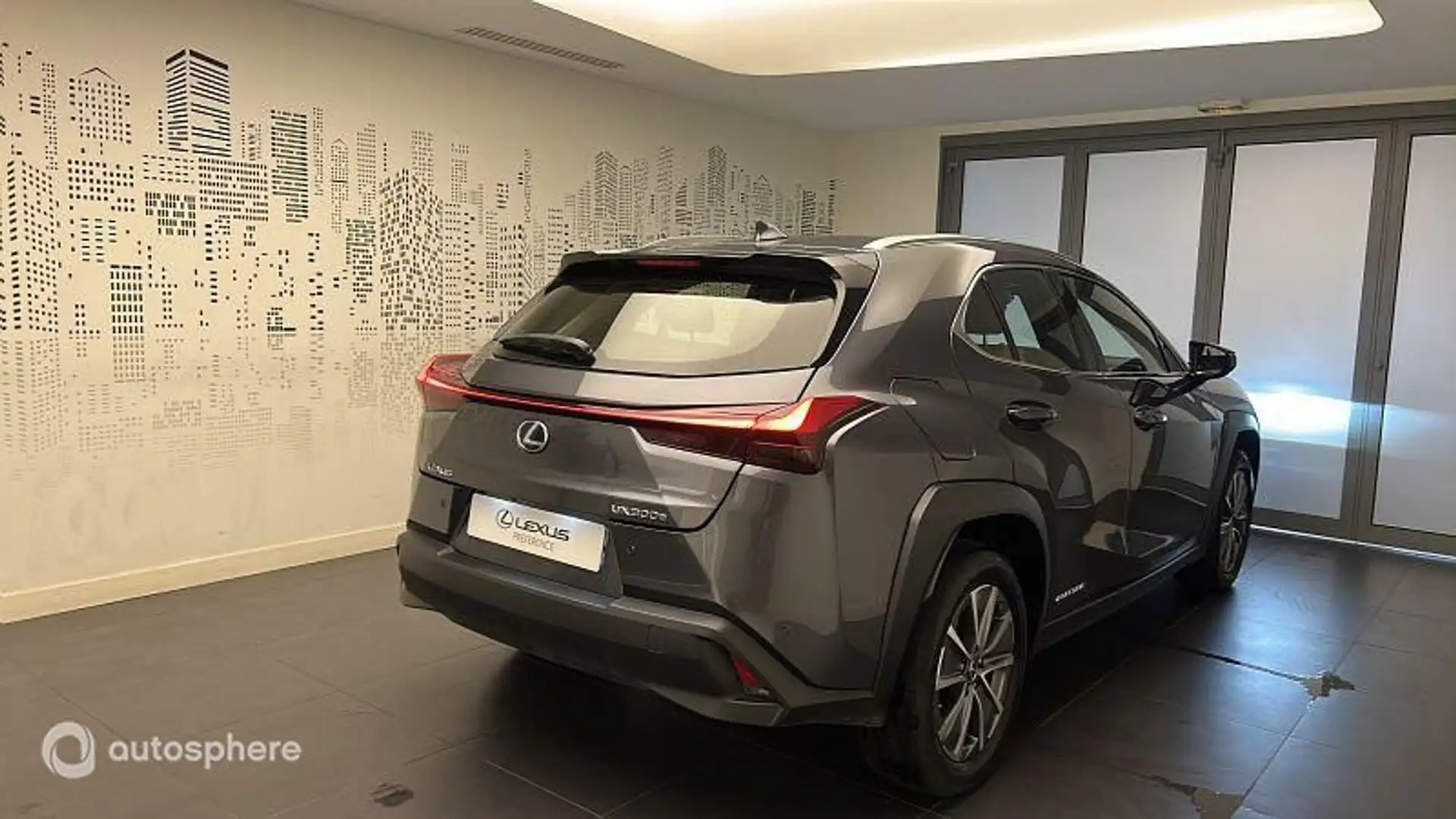 Lexus UX 300e 300e Luxe - 2