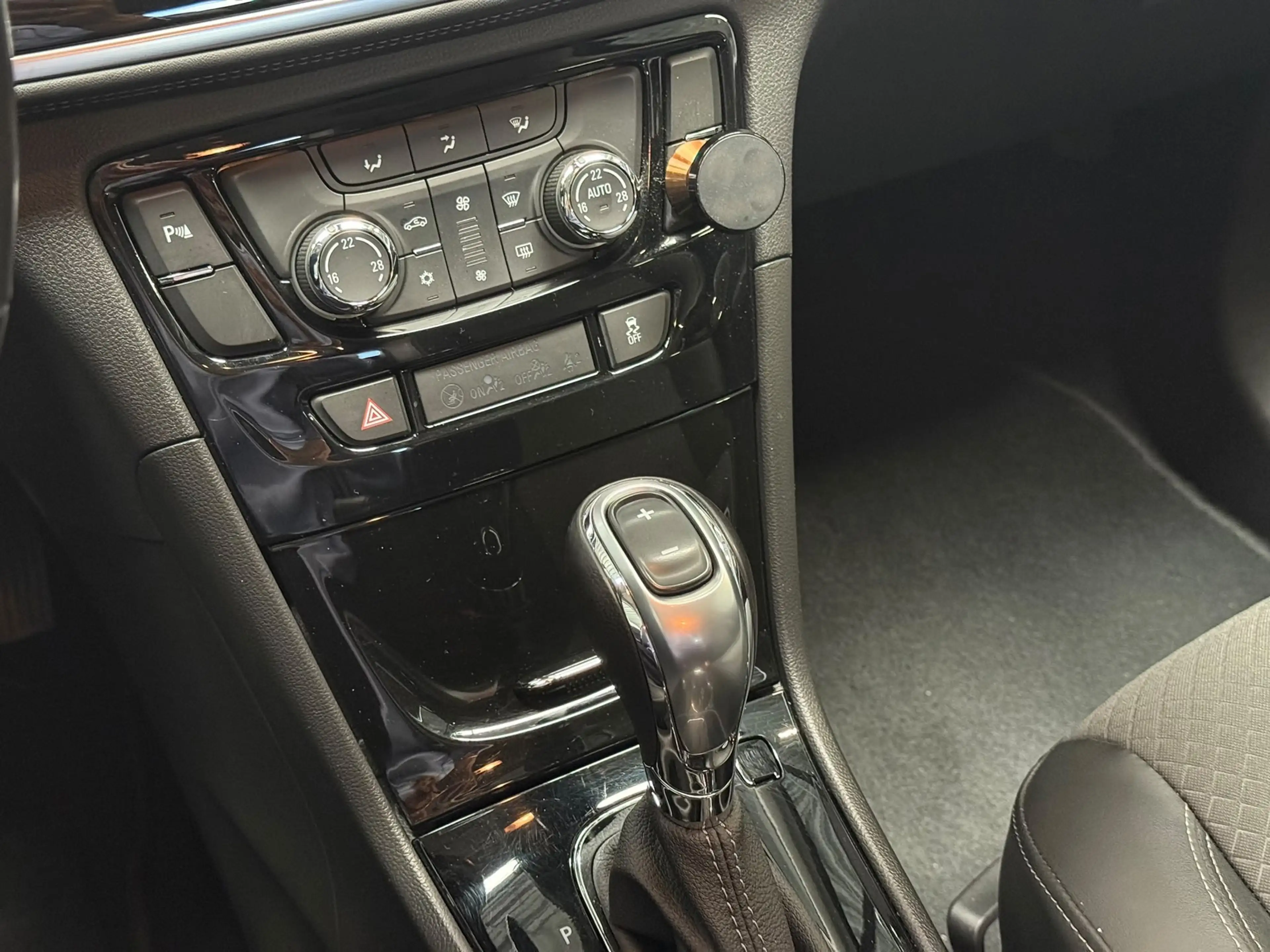 Opel Mokka X 1.4 Turbo Innovation - SCHUIFDAK - AUTOMAAK - SIDE — photo 15