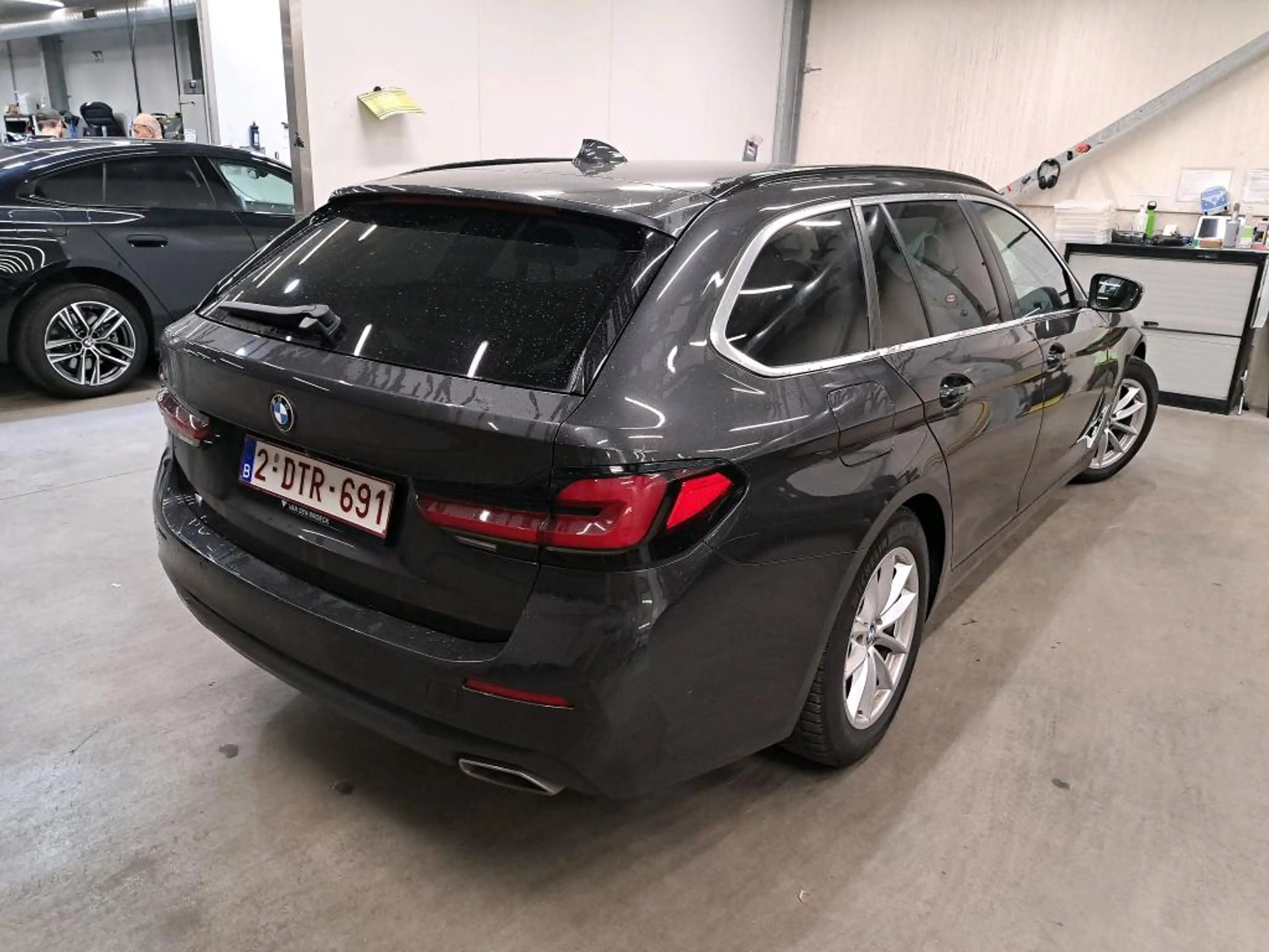 BMW 520 iA Touring *CUIR DAKOTA-CAMERA-CRUISE-DIGITAL COCKPIT* — photo 3