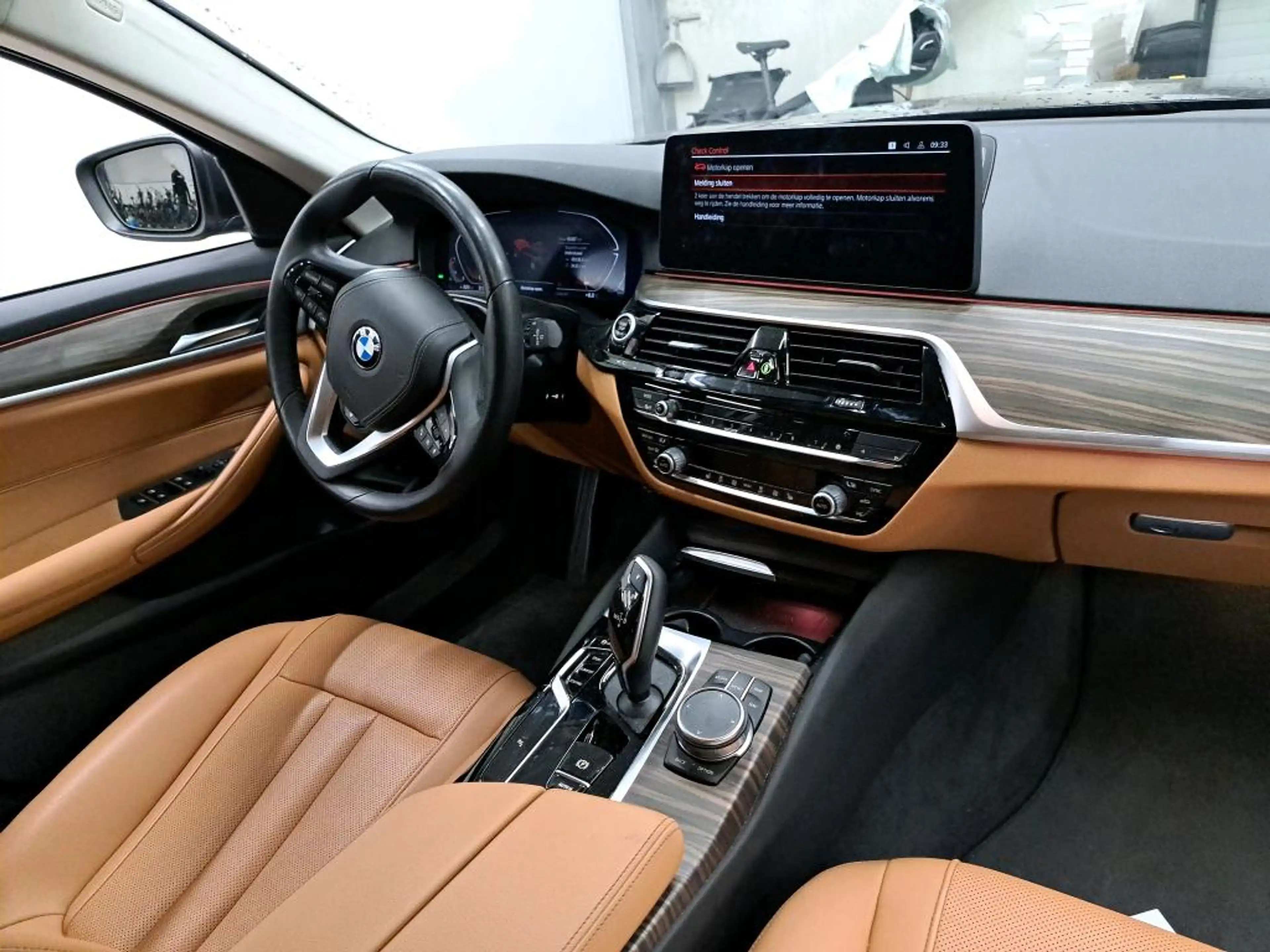 BMW 520 iA Touring *CUIR DAKOTA-CAMERA-CRUISE-DIGITAL COCKPIT* — photo 6