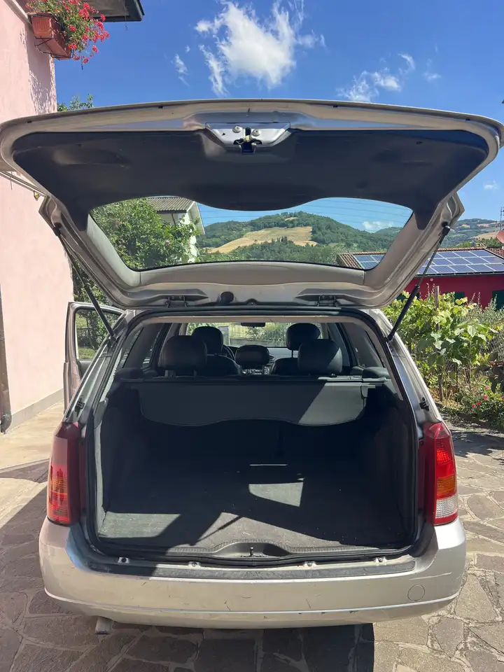 Ford Focus SW 1.8 td Ghia c/clima, foto 9