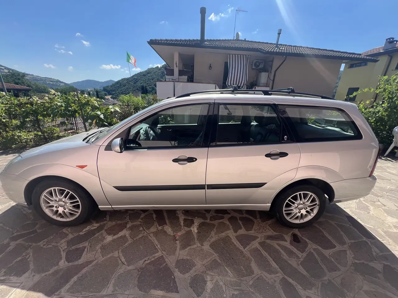 Ford Focus SW 1.8 td Ghia c/clima, foto 1