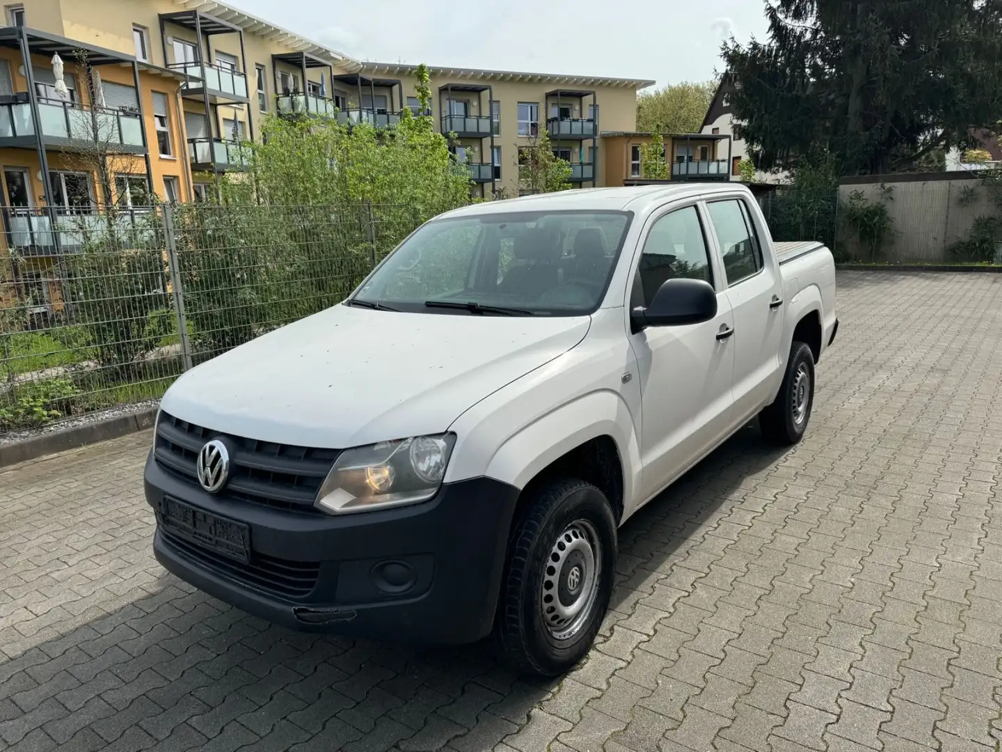 Volkswagen Amarok Basis DoubleCab 5Türig - Klima Weiß - 2