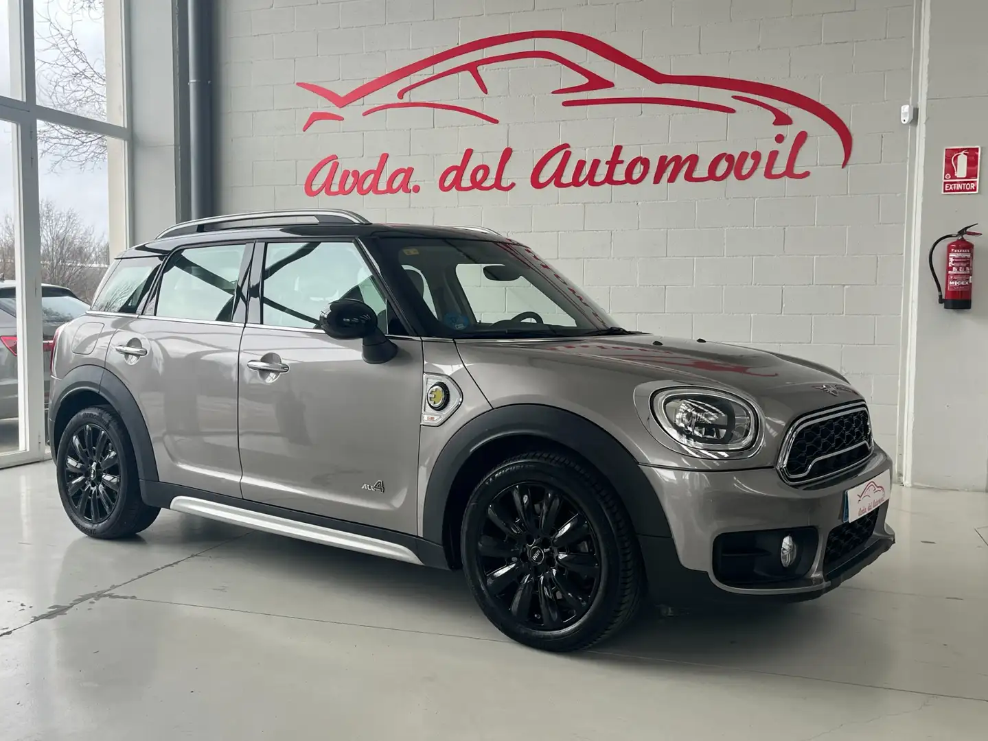 MINI Cooper Countryman S E ALL4 Beige - 1