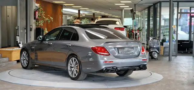 Mercedes-Benz Sonstige E 63 S AMG 4-Matic Aut. *Head-up*Soft Close*Pano*3 Ansicht 6
