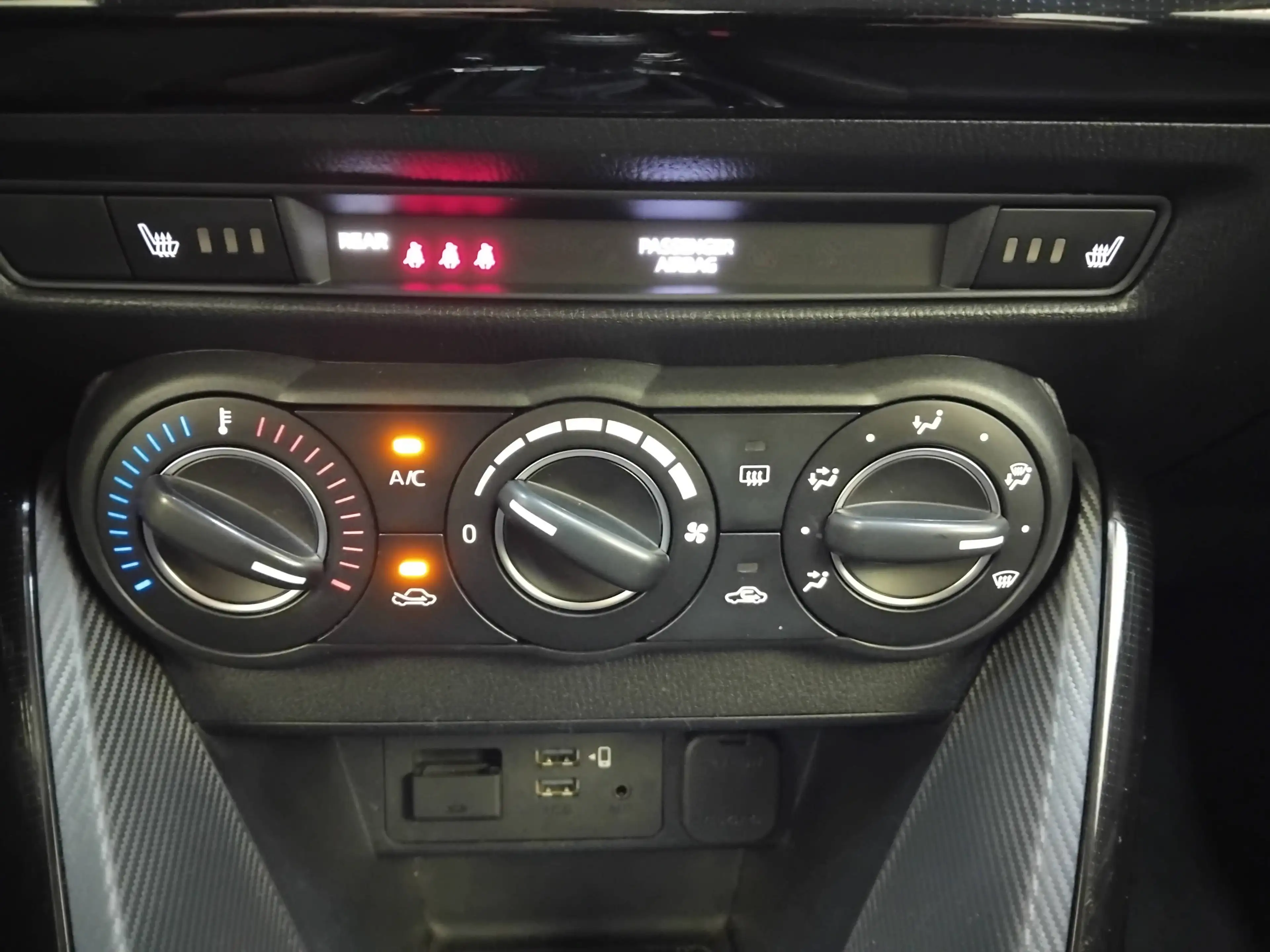 Mazda 2 SKYACTIV-G 90 6GS Ad'vantage — photo 15