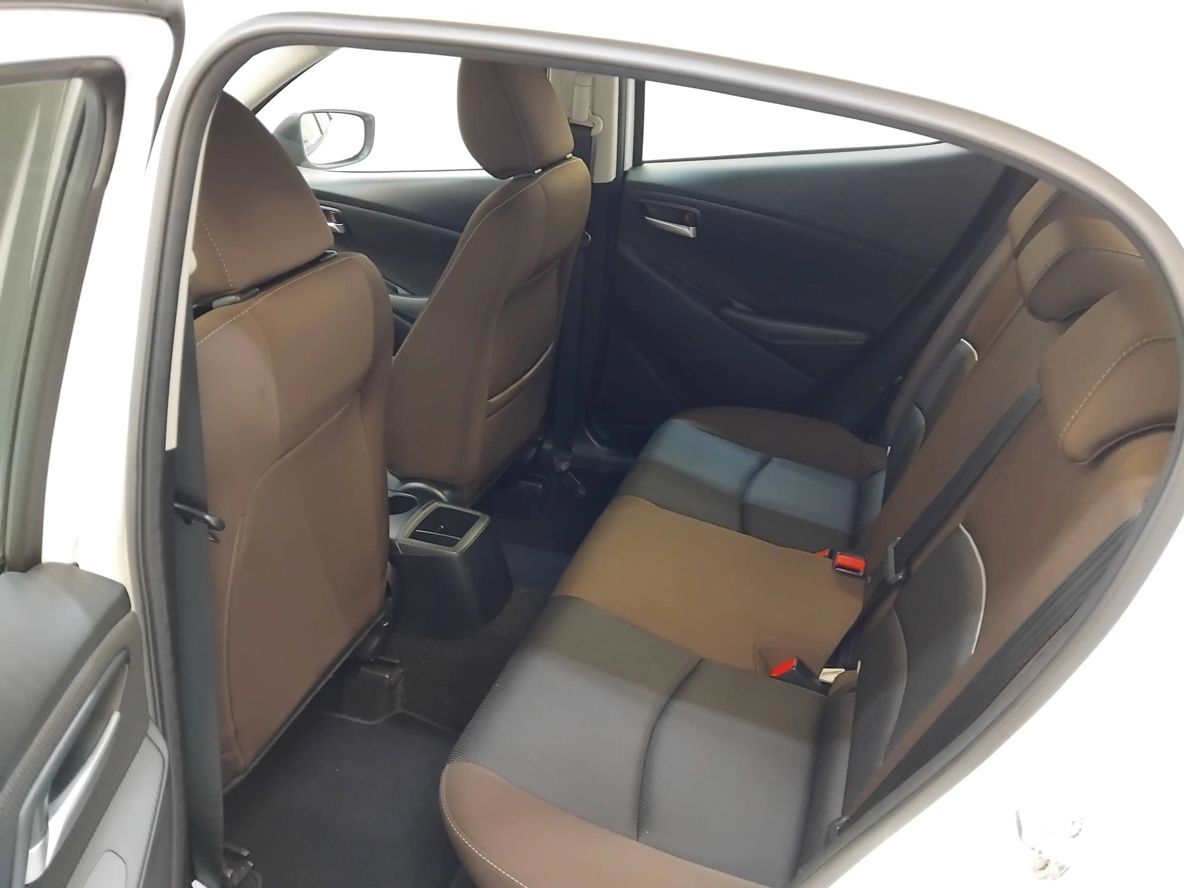 Mazda 2 SKYACTIV-G 90 6GS Ad'vantage — photo 8