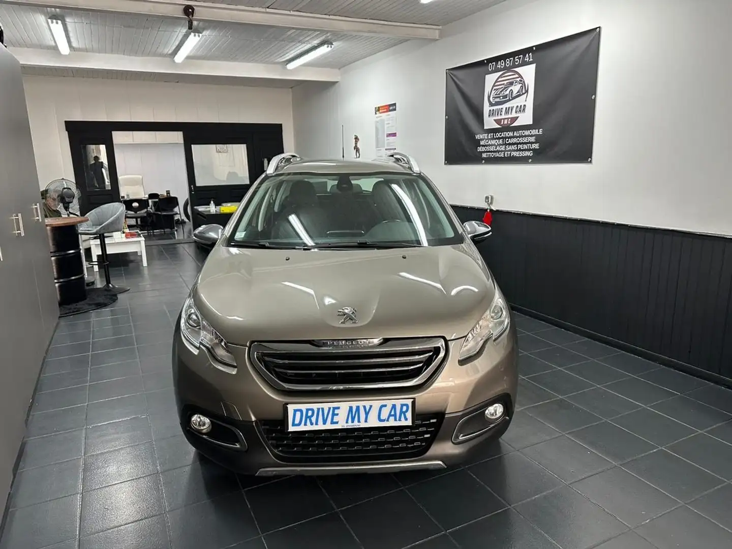 Peugeot 2008 1.2 82Ch Allure - 58 272 kms - Historique d’entretien à jour Beige - 2