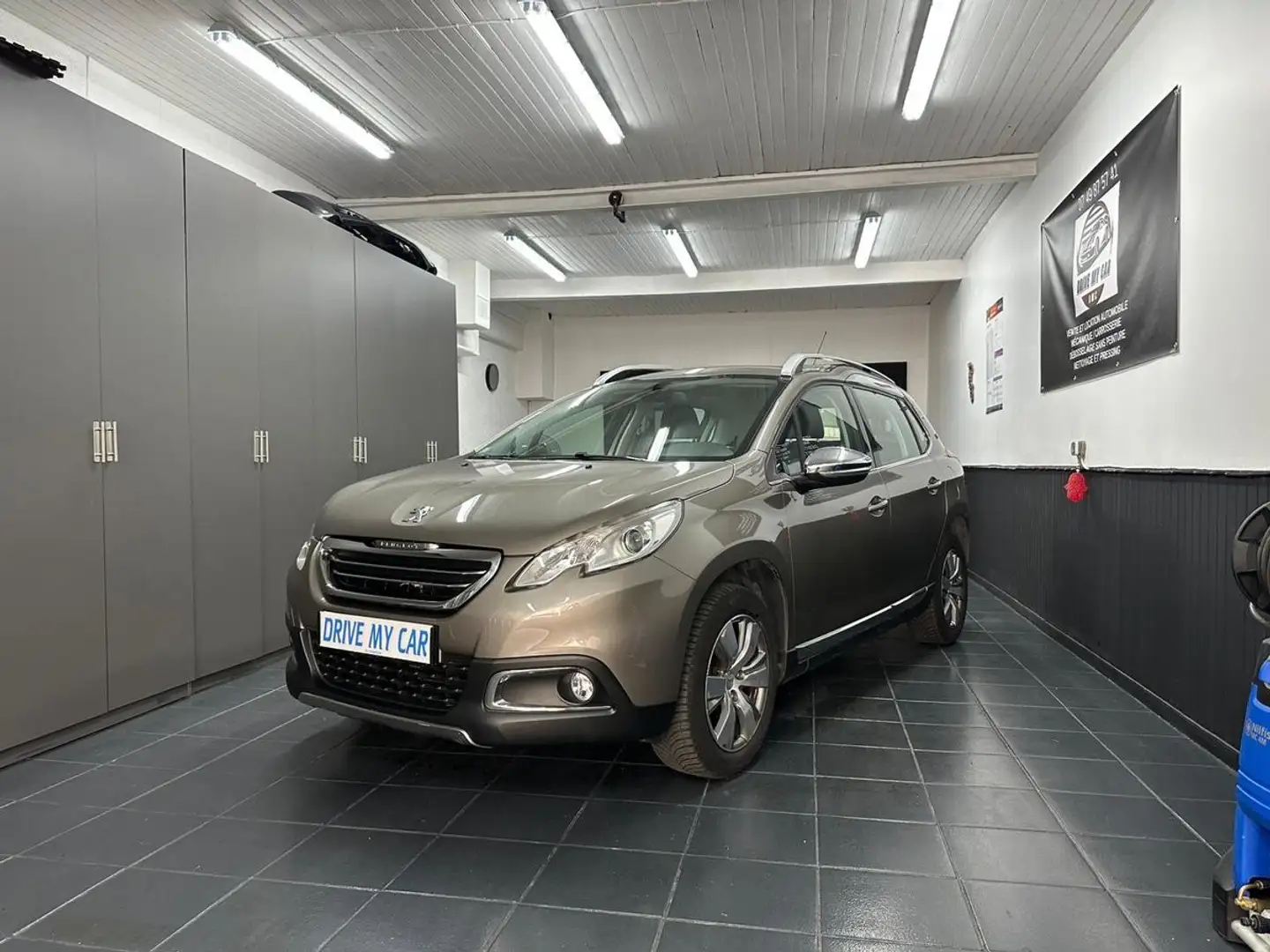 Peugeot 2008 1.2 82Ch Allure - 58 272 kms - Historique d’entretien à jour Beige - 1