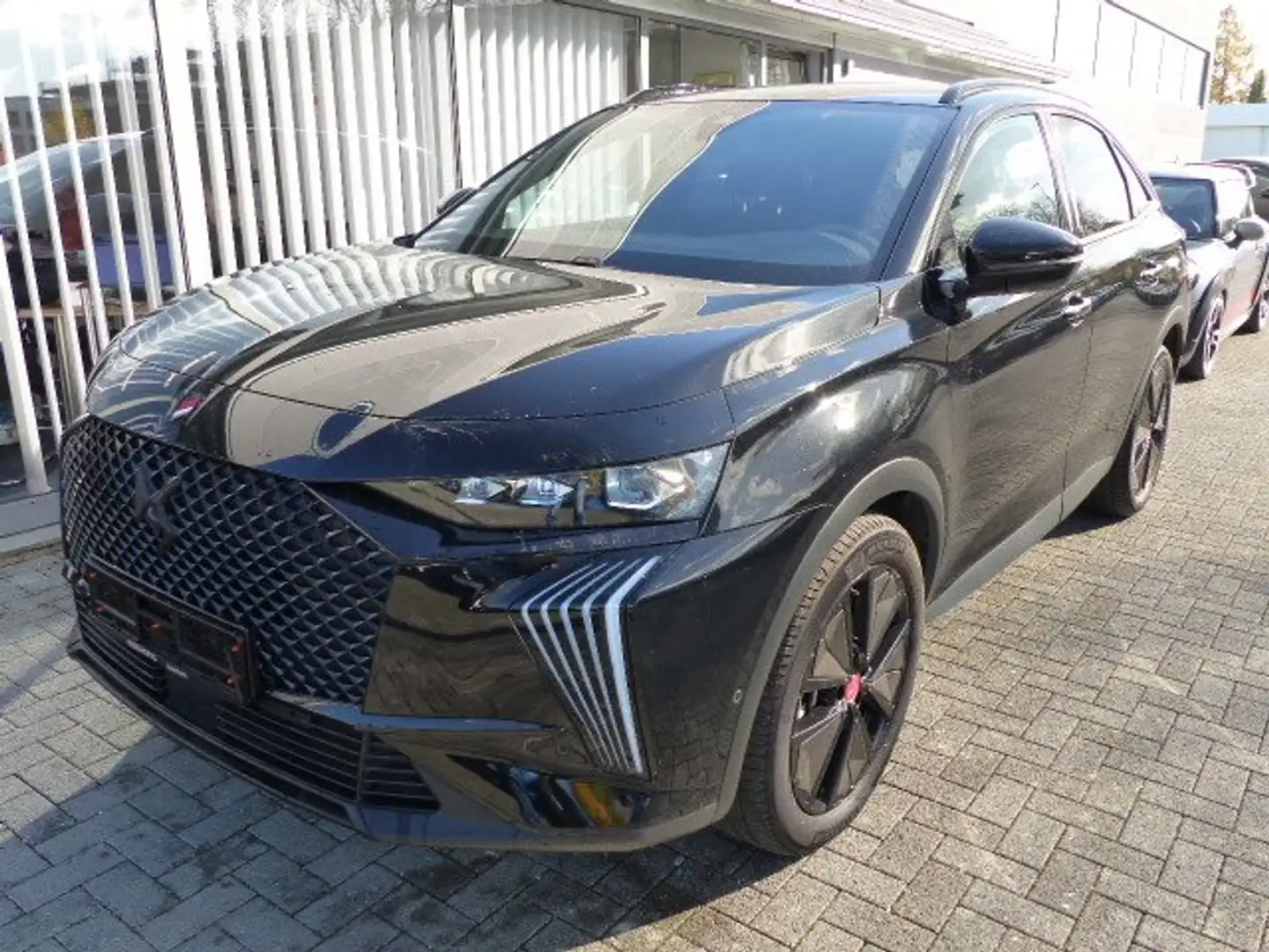 DS Automobiles DS 7 E-Tense 225 Performance Line Hybrid Autom.*360° Schwarz - 1
