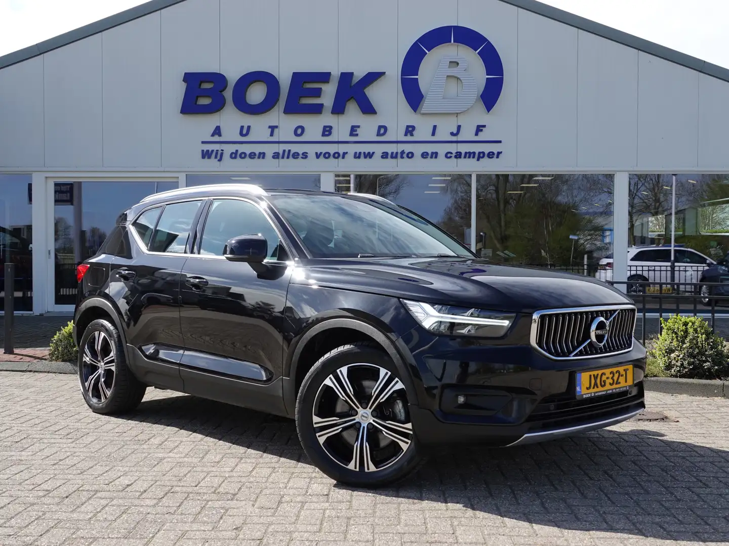 volvo xc40