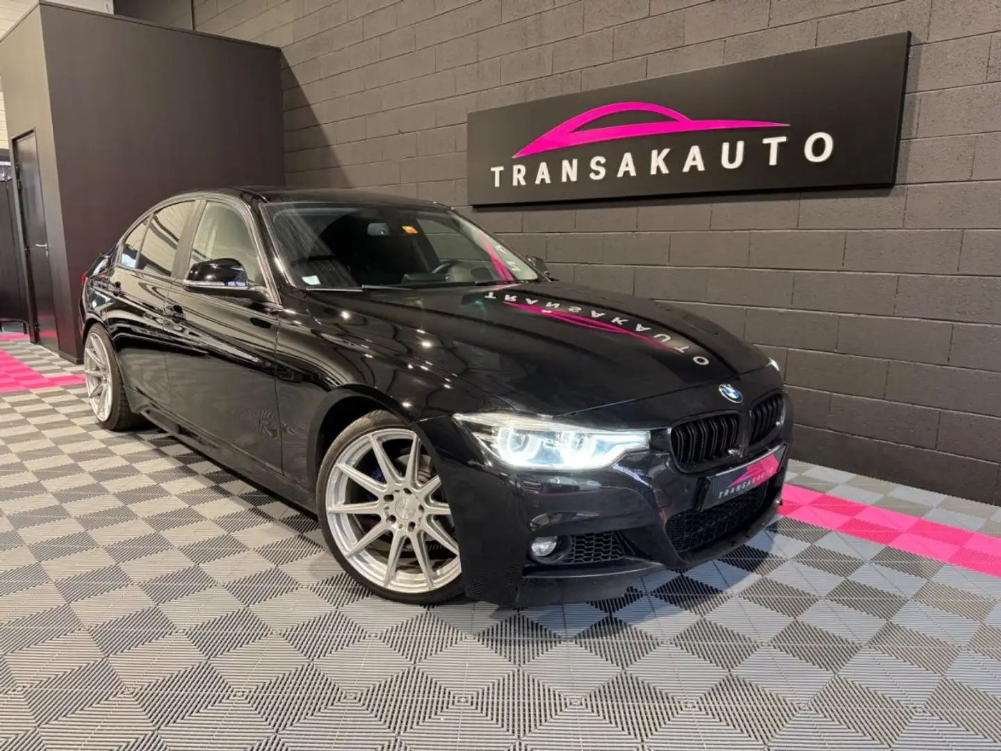 BMW 318 SERIE F30 LCI2 318d 150ch BVA8 M Sport Schwarz - 1