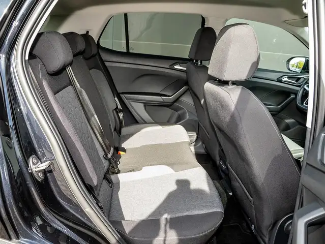 Volkswagen T-Cross view 14