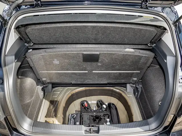 Volkswagen T-Cross view 17