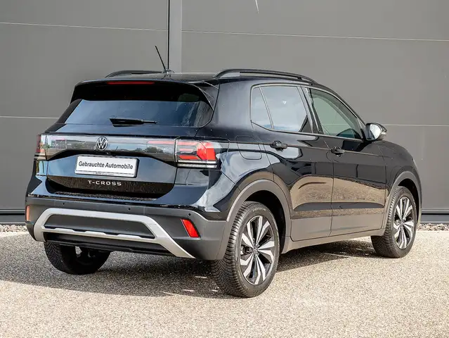 Volkswagen T-Cross view 2
