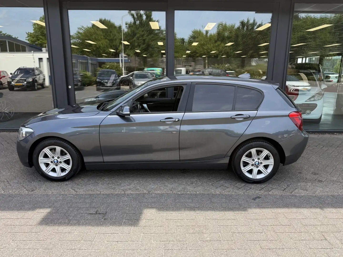 BMW 118 1-serie 118i Bns+ Limited Ed Grey - 2