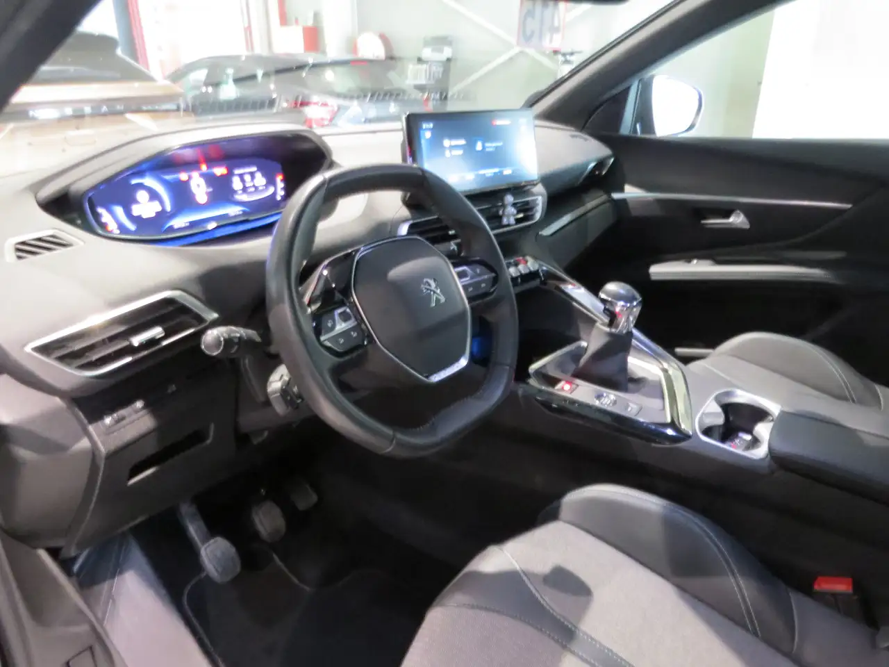 Peugeot 3008 3008 1.2 PureTech Allure Pack 15