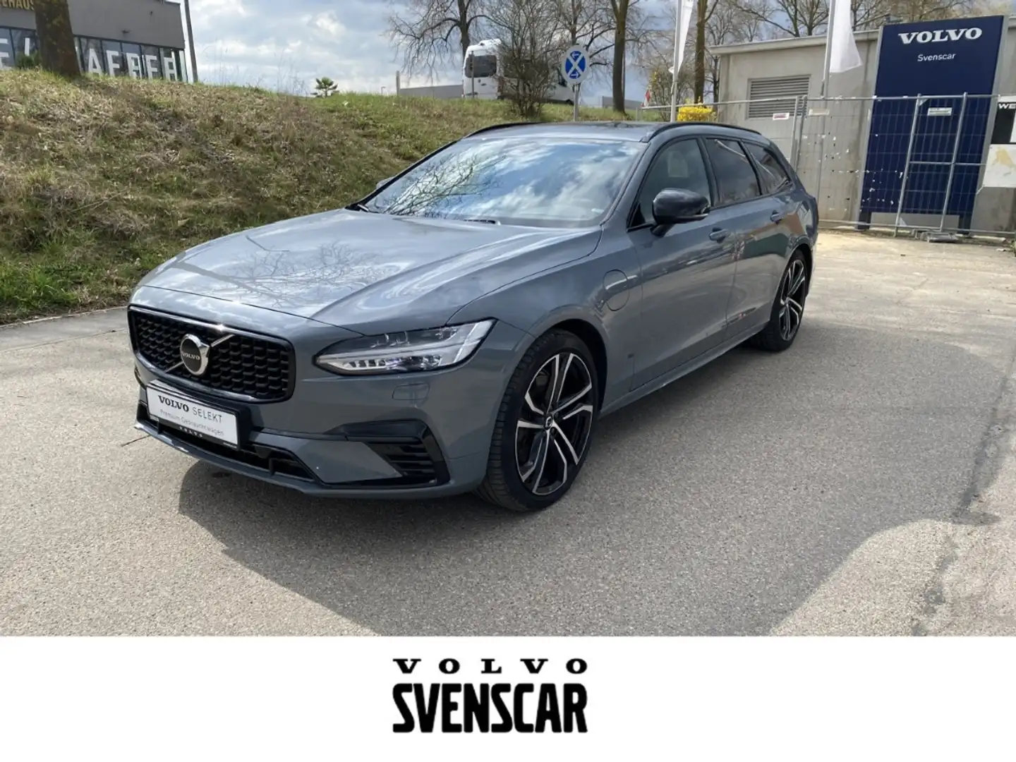 Volvo V90 Plus Dark Recharge Plug-In Hybrid AWD T6 Twin Engi Grey - 1