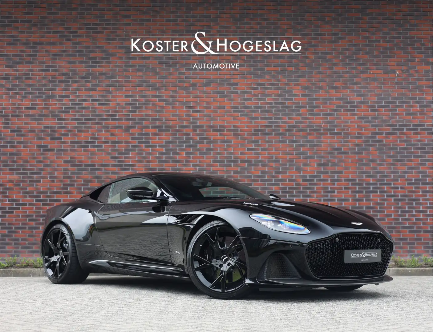 aston martin db11