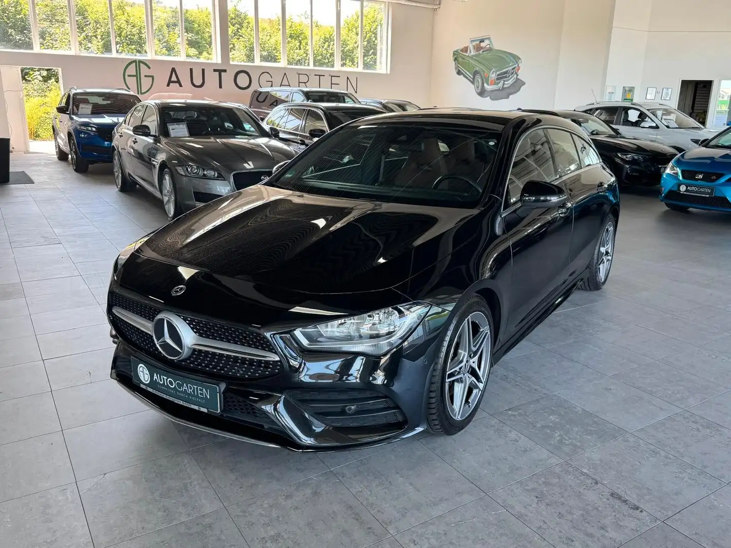 Mercedes-Benz CLA 220 *AMG Line*Leder*Navi*Pano. Schwarz - 1