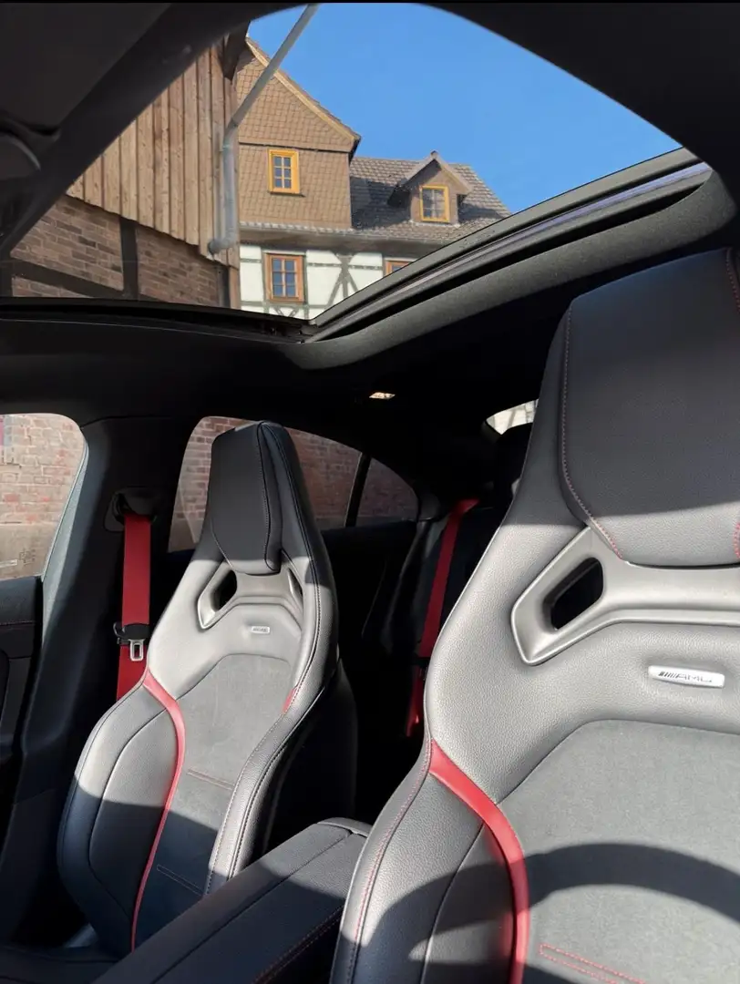 Mercedes-Benz CLA 35 AMG - 2