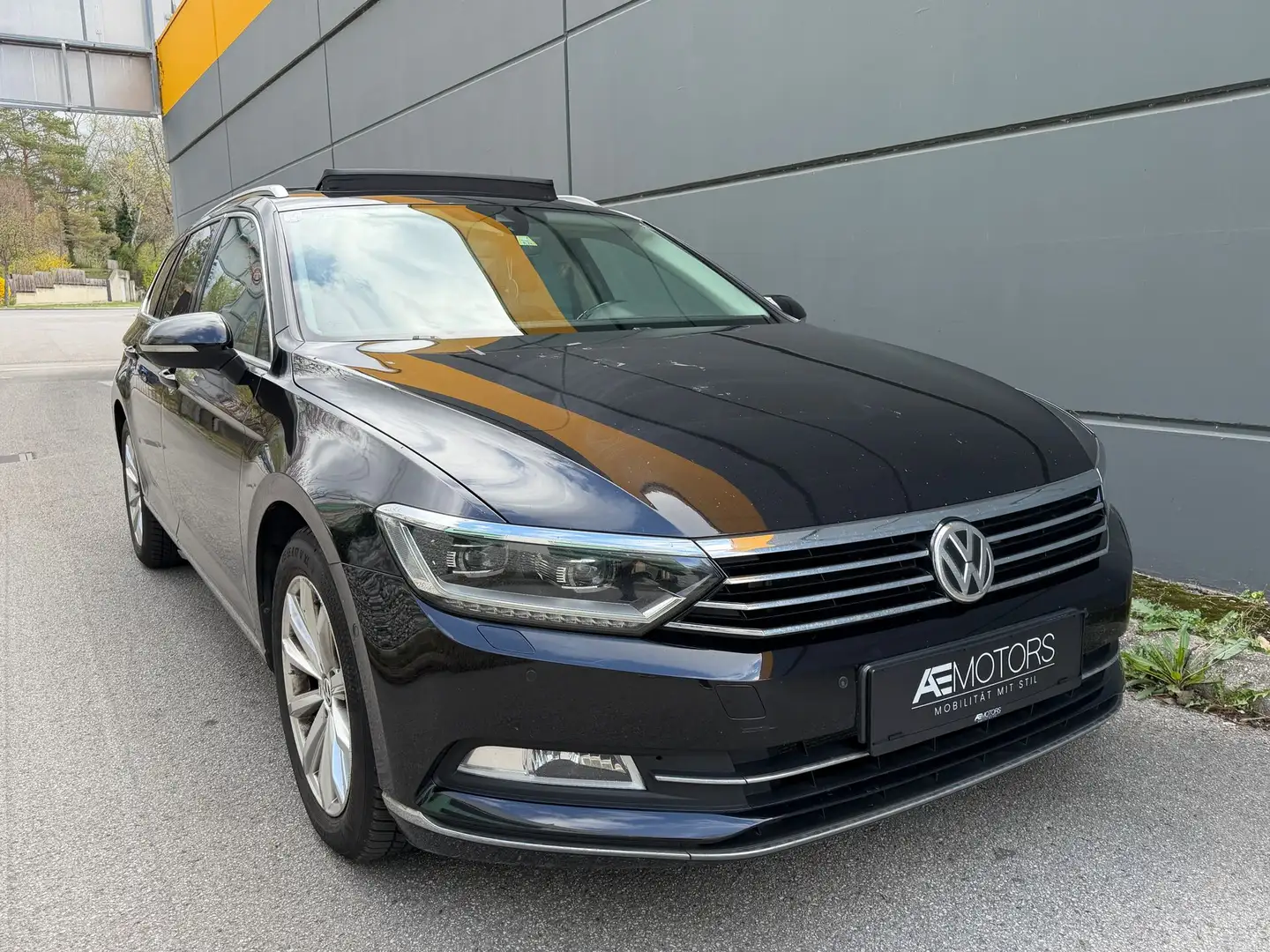 Volkswagen Passat //SYK//VIRTUAL//KREDIT-GARANTIE//PANO//ACC// Schwarz - 2