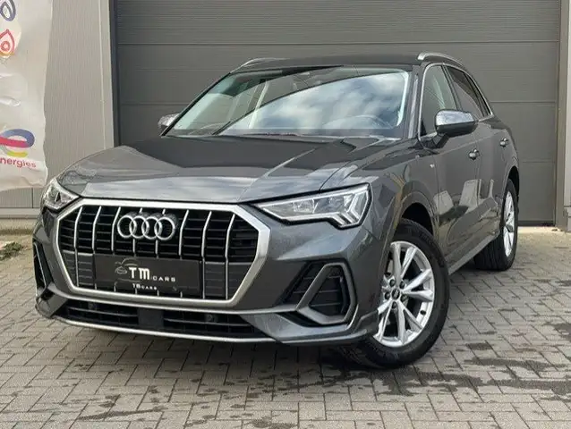 Audi Q3 Q3 45 TFSIe S tronic S line