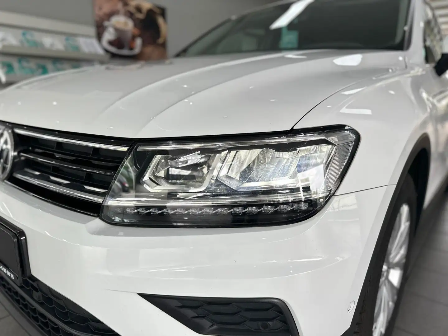 Volkswagen Tiguan 2.0 TDI DSG Aut. 1.Hand|Kamera|Navi|Klima Blanc - 2