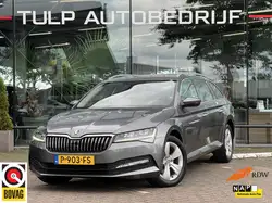 Skoda Superb Combi Elektrische stoelverstelling, Trekhaak, Parkeerhulp met camera, Navigatiesysteem, Getinte ramen, Stoelverwarming, Geheel digitaal combi-instrument, Lichtmetalen velgen