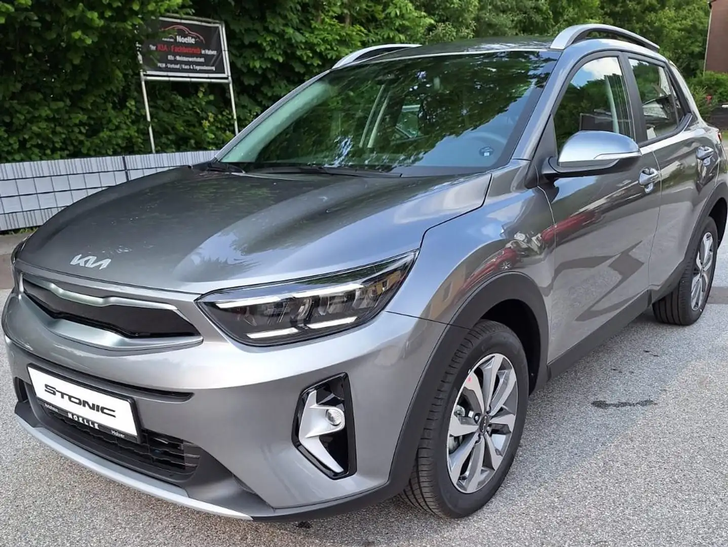 Kia Stonic 1.0 T-GDI 100 OPF DCT7 Vision Grau - 1