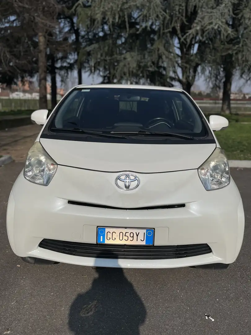 Toyota iQ 1.0 - 1