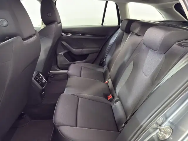 Skoda Octavia view 15