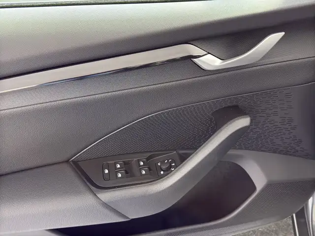 Skoda Octavia view 14