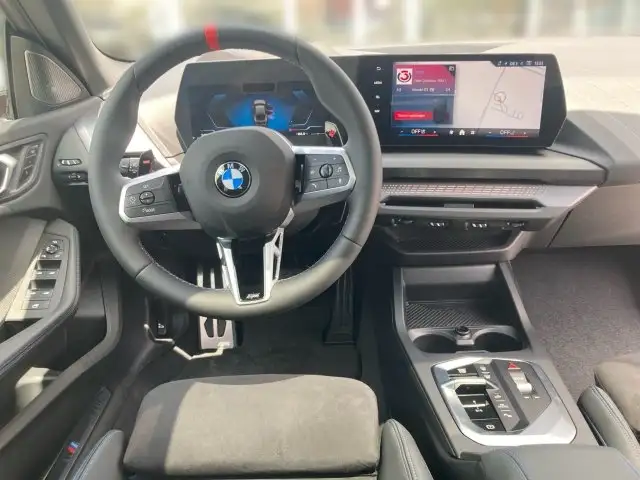 BMW M2 35 xDrive Gran Coupe Ansicht 7
