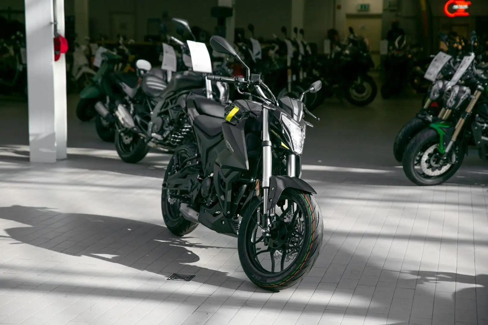 Motron Nomad 125 sofort lieferbar, Lieferservice Black - 2